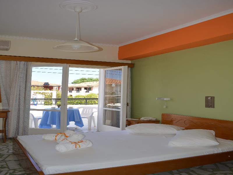 Montes Apartments & Studios Alykanas  Zewnętrze zdjęcie