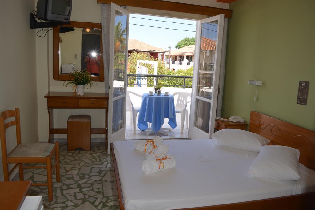 Montes Apartments & Studios Alykanas  Zewnętrze zdjęcie