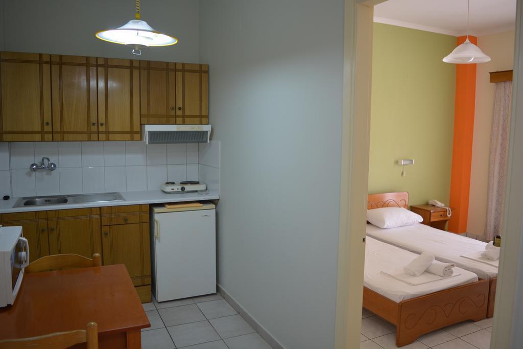 Montes Apartments & Studios Alykanas  Zewnętrze zdjęcie